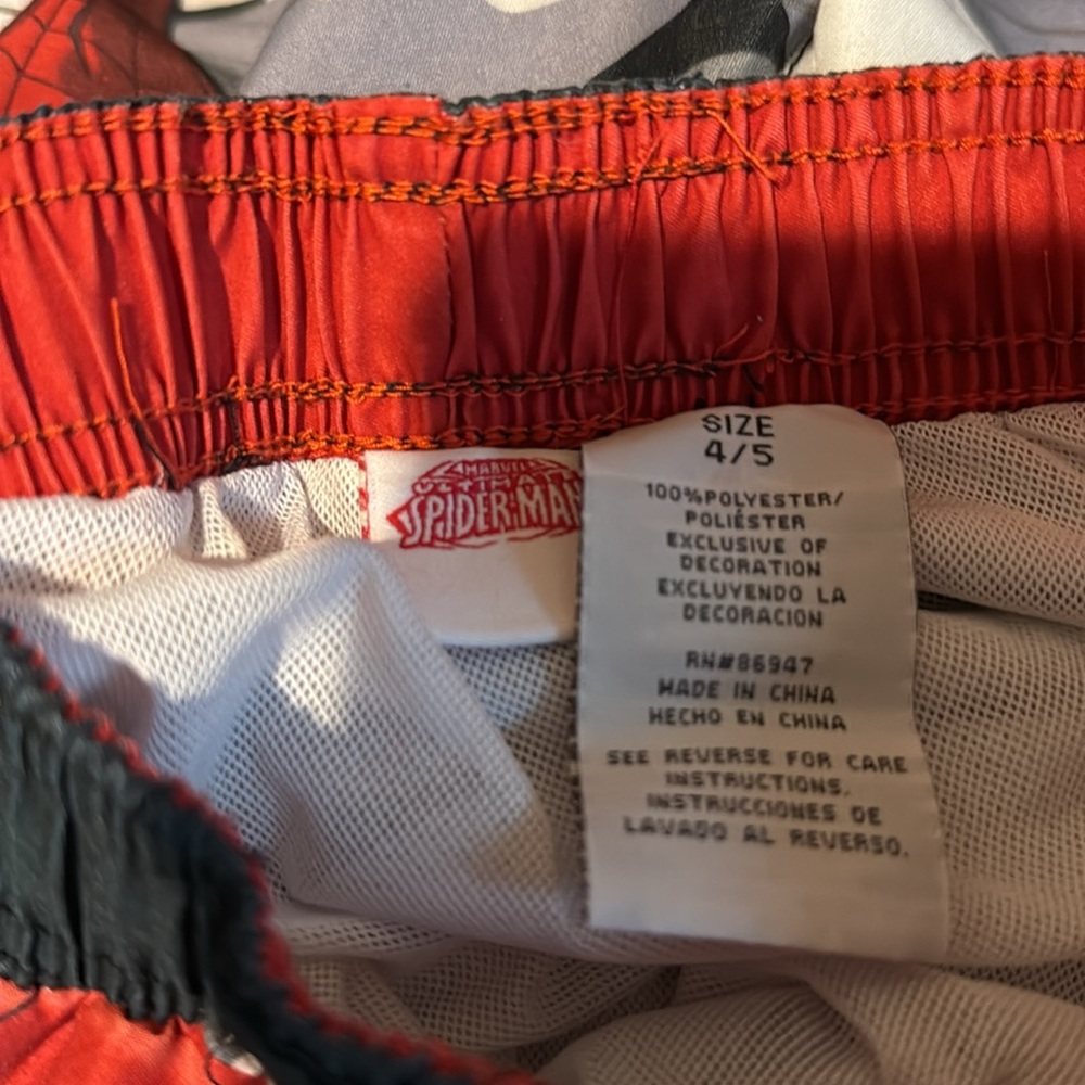 💰BOGO FREE Boys’ Marvel Comics Ultimate Spider-Man Swim Trunks 4-5 - Picture 4 of 4